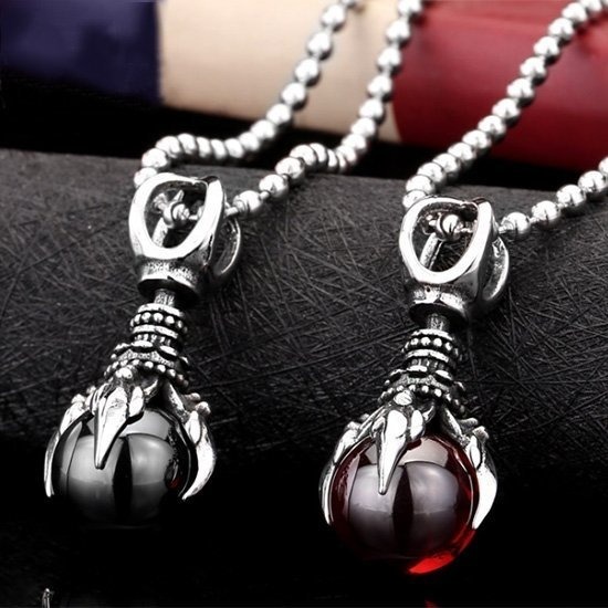 《 QBOX 》FASHION 飾品【CBP8-122】精緻個性龍爪靈珠避邪金剛杵鑄造鈦鋼墬子項鍊-細節圖3