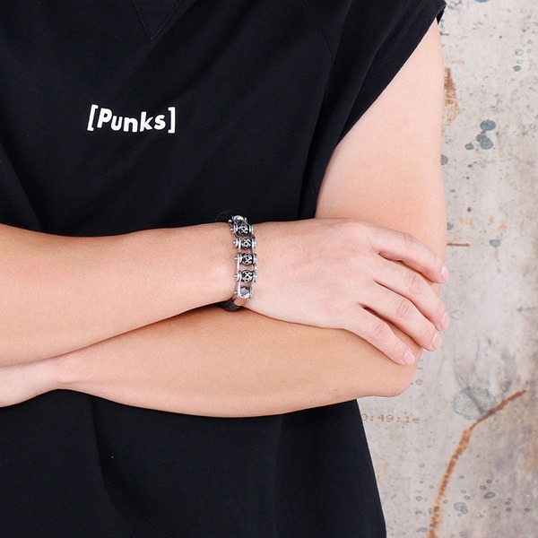 《 QBOX 》FASHION 飾品【BK150313】 精緻個性「機械風骷髏」編織皮革拼接鈦鋼手鍊/手環-細節圖8