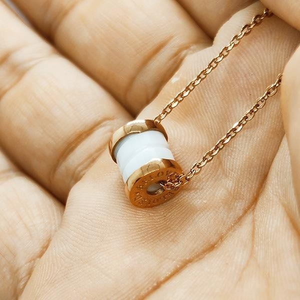 《QBOX 》FASHION 飾品【C5814014】精緻個性簡約「金環素語」玫瑰金陶瓷墬子項鍊/鎖骨鍊-細節圖4