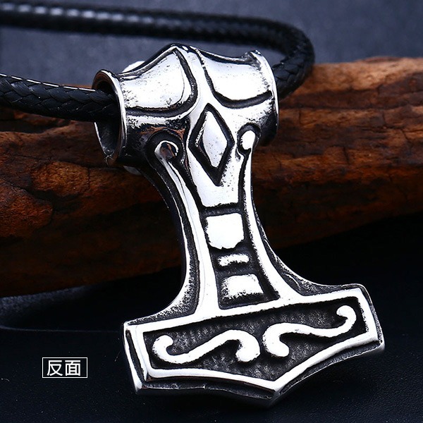 《 QBOX 》FASHION 飾品【CBP8-080】精緻個性復古「雷神之誓」維京符文之錘鑄造鈦鋼墬子項鍊/掛飾-細節圖5