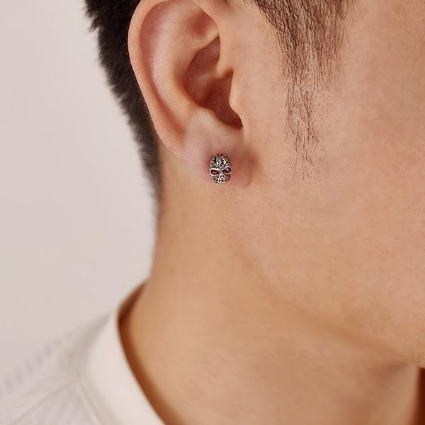 《 QBOX 》FASHION 飾品【E25N1092】精緻個性復古街頭風紅眼骷顱頭鈦鋼耳環/耳飾-細節圖9