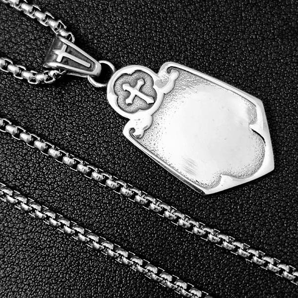 《 QBOX 》FASHION 飾品【CBP8-886】精緻個性十字架盾面平安庇護鈦鋼墬子項鍊/掛飾-細節圖6