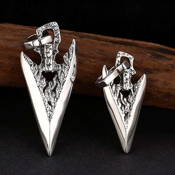 《 QBOX 》FASHION 飾品【TSC5815207】精緻個性「鋒芒破界」復古戰矛S925純銀墬子項鍊/掛飾-細節圖3