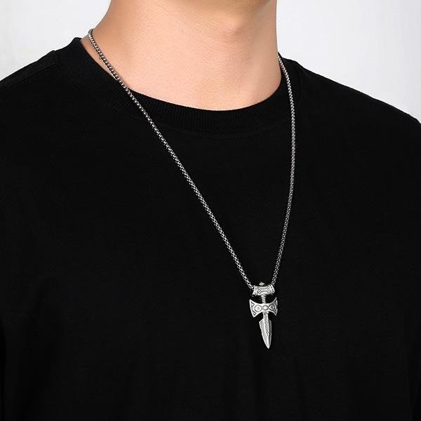 《QBOX 》FASHION 飾品【CMGDZ-017】精緻個性復古「北境鋒芒」維京匕首鈦鋼墬子項鍊/掛飾-細節圖8