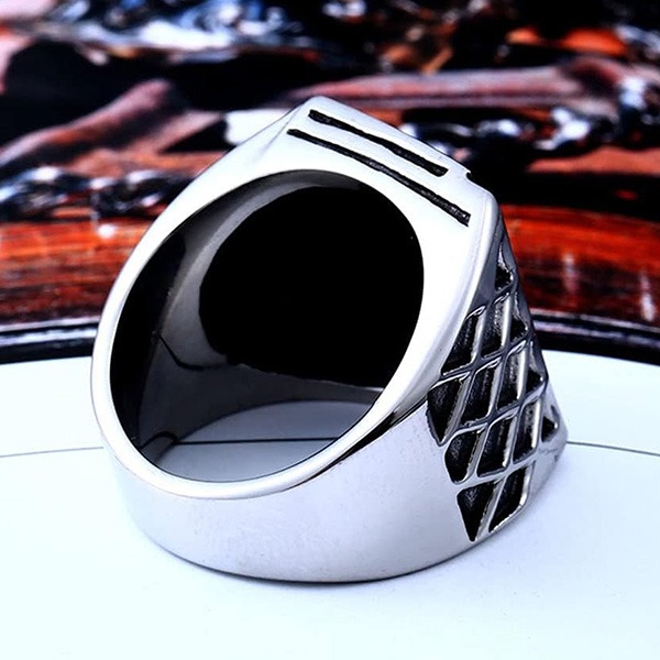 《 QBOX 》FASHION 飾品【RBR8-265】精緻「黑桃王牌」撲克牌黑桃A鑄造鈦鋼戒指/戒環-細節圖6