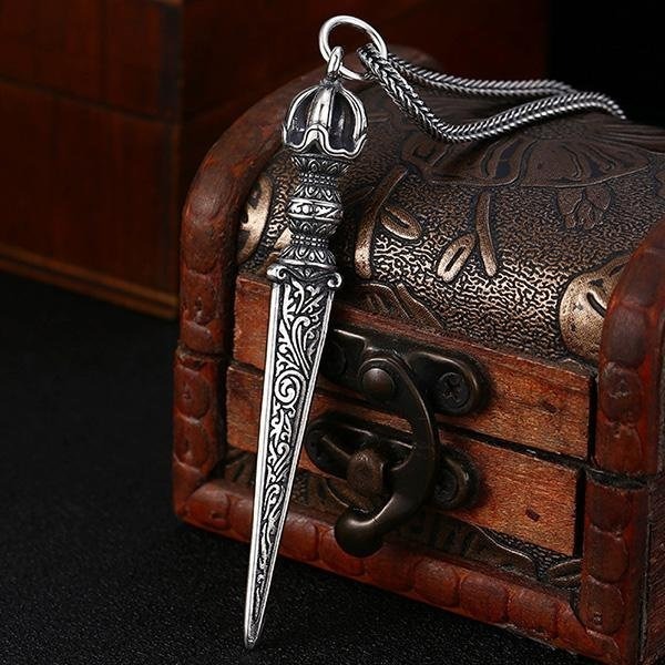 《 QBOX 》FASHION 飾品【TCS4926188】精緻個性立體避邪金剛杵寶劍S925純銀墬子/泰銀吊墜-細節圖3