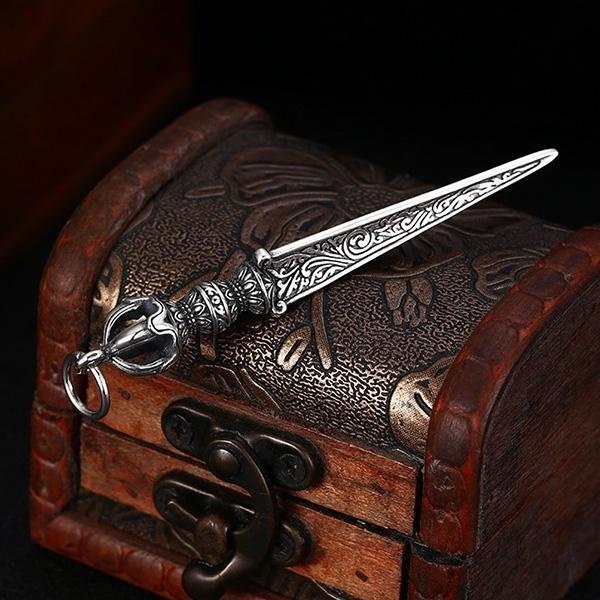 《 QBOX 》FASHION 飾品【TCS4926188】精緻個性立體避邪金剛杵寶劍S925純銀墬子/泰銀吊墜-細節圖6