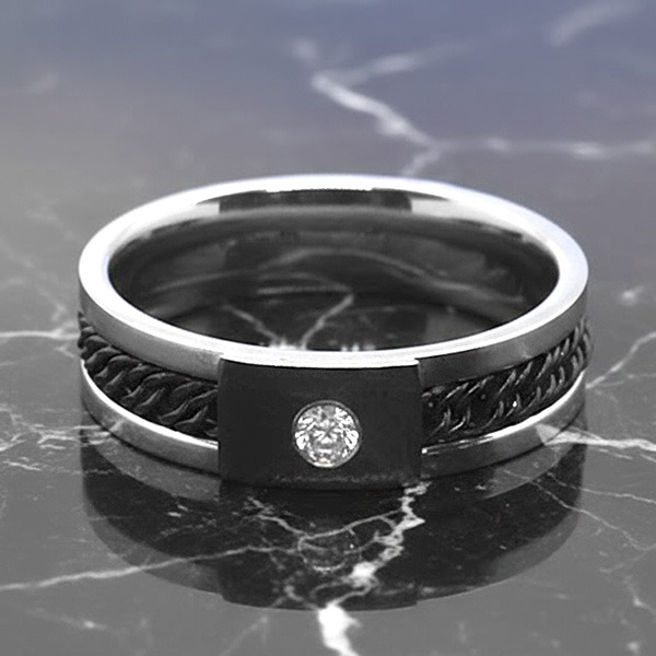 《 QBOX 》FASHION 飾品【R5916004】精緻個性「鎖鏈之絆」方形鑲鑽鈦鋼戒指/戒環-細節圖6