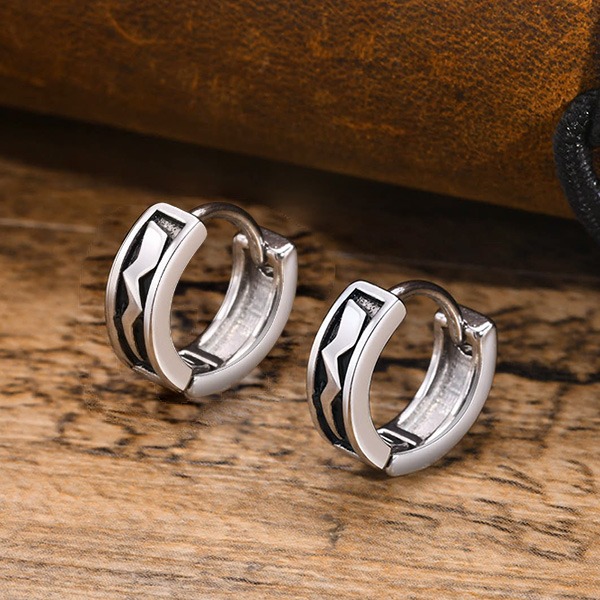 《 QBOX 》FASHION 飾品【GEH-669】精緻個性復古銀焰閃電標誌鈦鋼耳環/耳飾-細節圖3