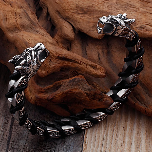 《QBOX 》FASHION 飾品【BK87335】 個性復古骷髏 / 戰龍雙款暗黑風鈦鋼手鐲/手環-細節圖4