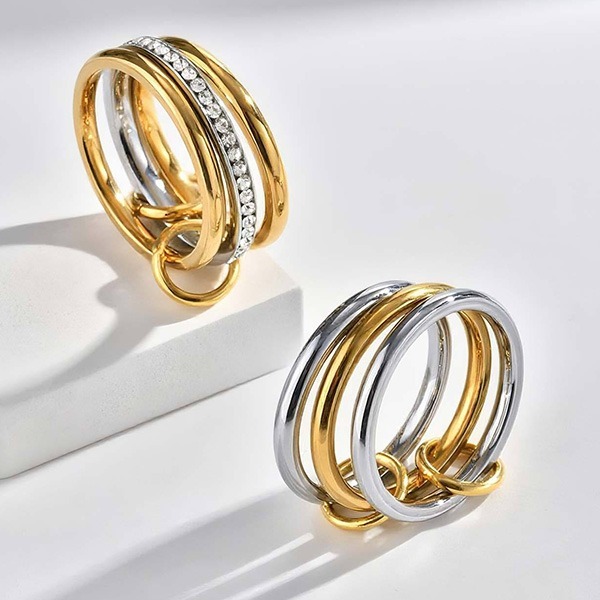 《 QBOX 》FASHION 飾品【GRC-889】精緻個性金銀纏扣多圈鑲鑽鈦鋼戒指/戒環(二款)-細節圖4