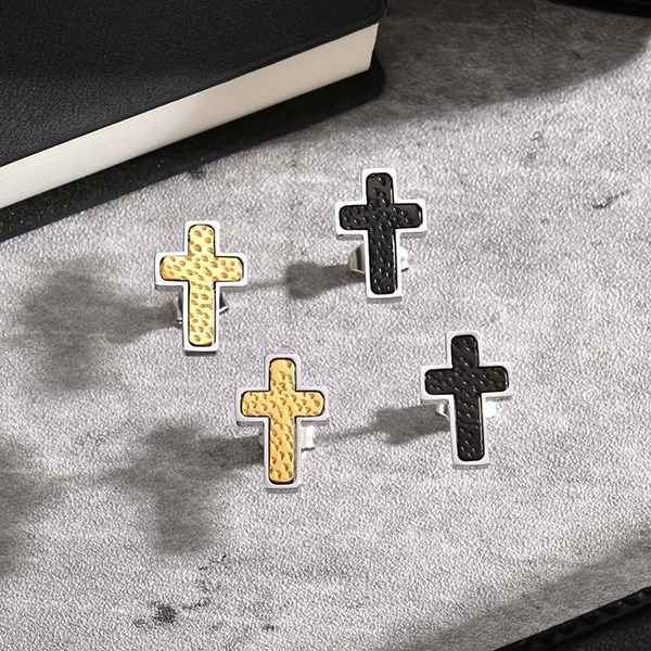 《 QBOX 》FASHION 飾品【GES-720】精緻個性雙色潮流紋理十字架鈦鋼耳環/耳飾-細節圖3