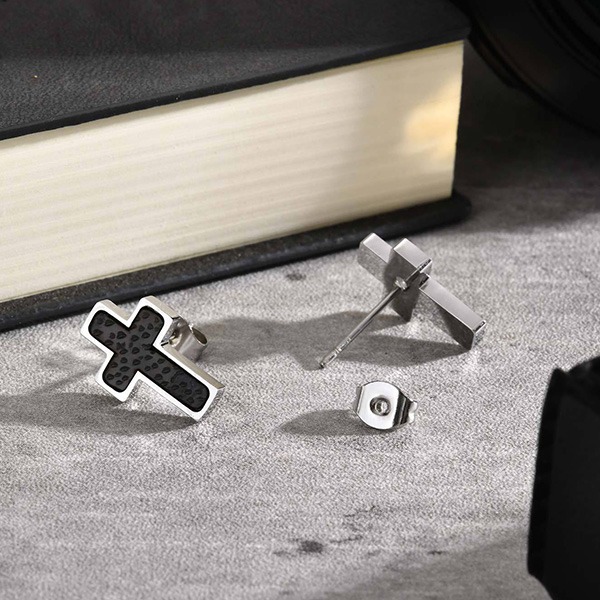 《 QBOX 》FASHION 飾品【GES-720】精緻個性雙色潮流紋理十字架鈦鋼耳環/耳飾-細節圖5