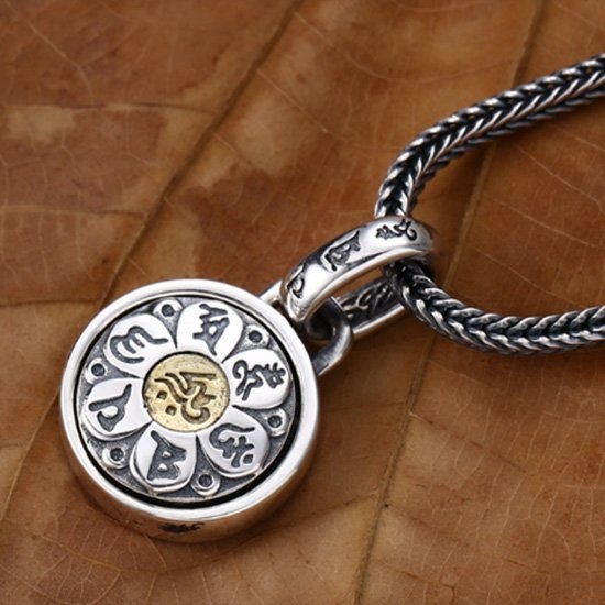 《 QBOX 》FASHION 飾品【C3526S67】精緻個性「梵轉銀輪」避邪六字真言雙面圓盤純銀項鍊/泰銀吊墬-細節圖5
