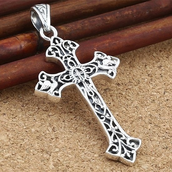 《 QBOX 》FASHION 飾品【C115S89】精緻個性復古信仰雕花十字架S925純銀項鍊/泰銀吊墜-細節圖3