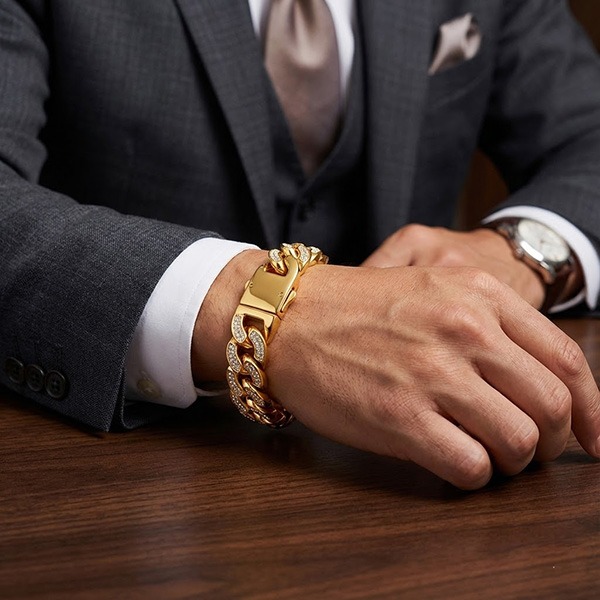 《QBOX 》FASHION 飾品【BK102749】 個性寬版金色嘻哈滿鑽古巴鏈鈦鋼手鍊/手環-細節圖9