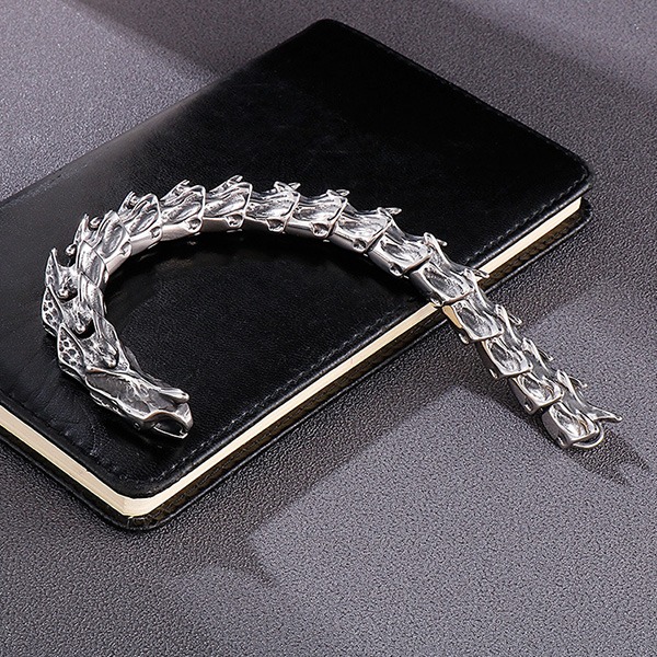 《QBOX 》FASHION 飾品【BK148665】 個性復古龍骨脊椎拼接環扣鈦鋼手鍊/手環-細節圖4