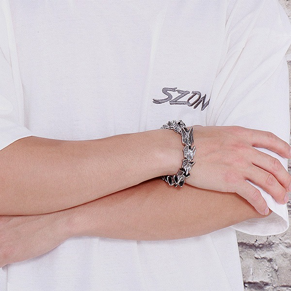 《QBOX 》FASHION 飾品【BK148665】 個性復古龍骨脊椎拼接環扣鈦鋼手鍊/手環-細節圖9