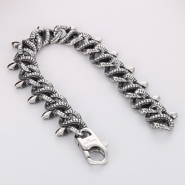《QBOX 》FASHION 飾品【BK166081】 個性復古暗黑蛇纏繞鈦鋼手鍊/手環-細節圖6