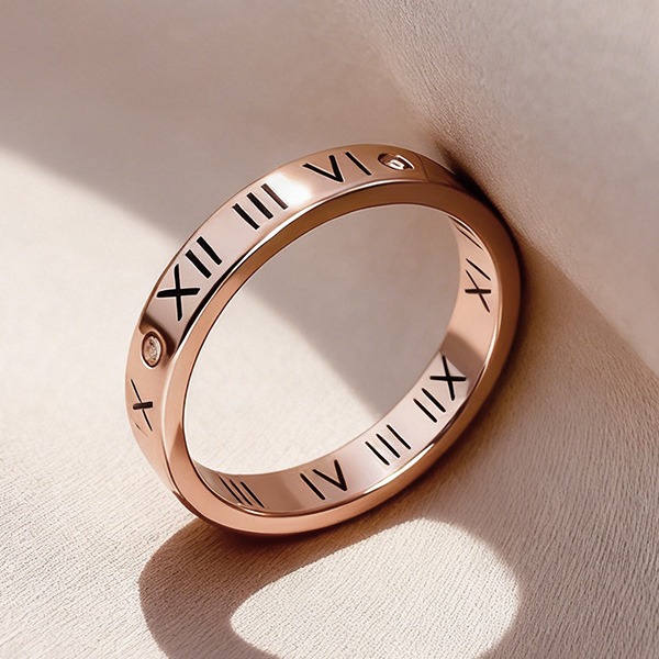 《 QBOX 》FASHION 飾品【R10025003】精緻個性玫瑰金羅馬數字鑲鑽鈦鋼戒指/戒環-細節圖6