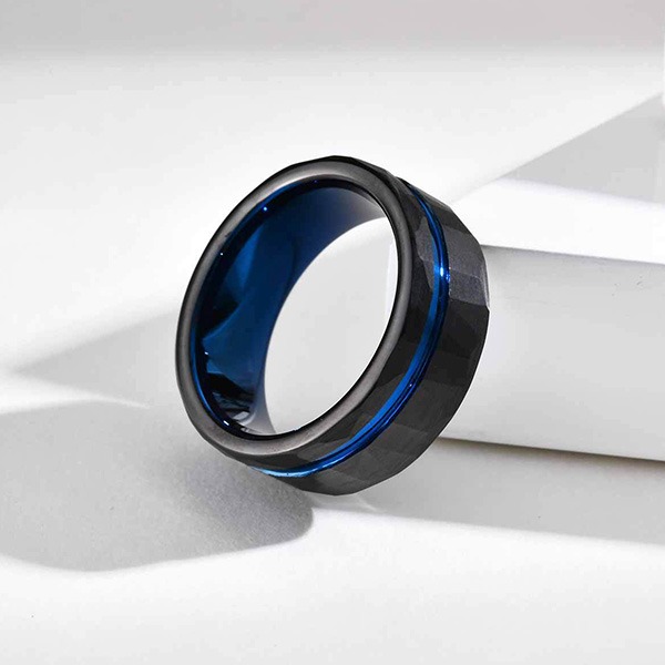 《 QBOX 》FASHION 飾品【GTCR-034】精緻個性雅痞菱形切面條紋鎢鋼戒指/戒環-細節圖6