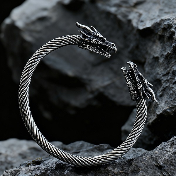 《 QBOX 》FASHION 飾品【BBRG-051】 精緻個性霸氣立體雙頭龍扭紋鈦鋼開口手鐲/手環-細節圖4