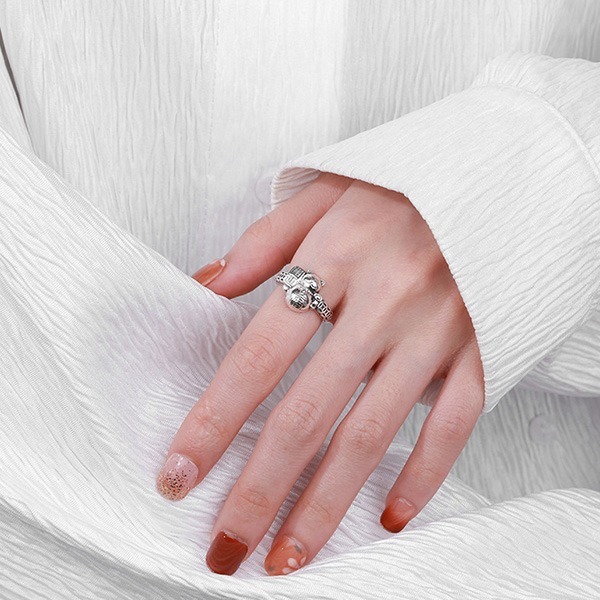 《 QBOX 》FASHION 飾品【SYJ616】精緻個性復古招財貓福字開口純銀戒指/戒環-細節圖9