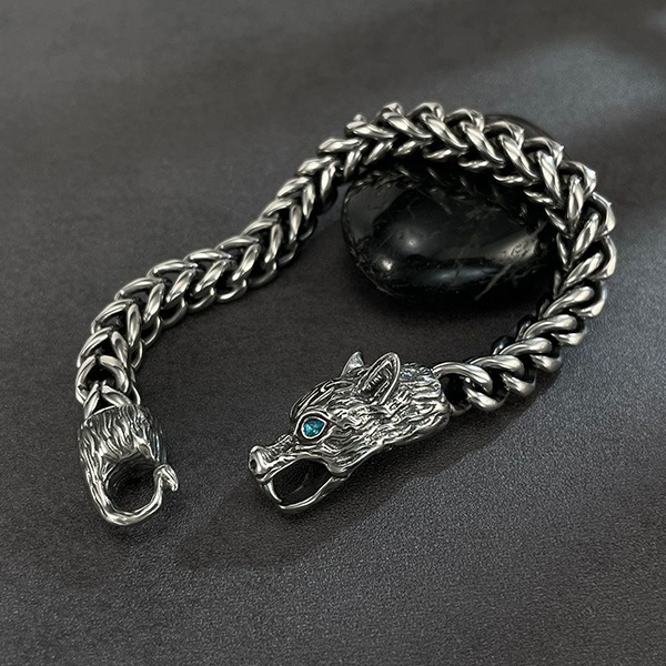 《QBOX 》FASHION 飾品【C26N1742】 個性復古仿舊硬核暗黑狼頭鈦鋼手鍊/手環-細節圖4