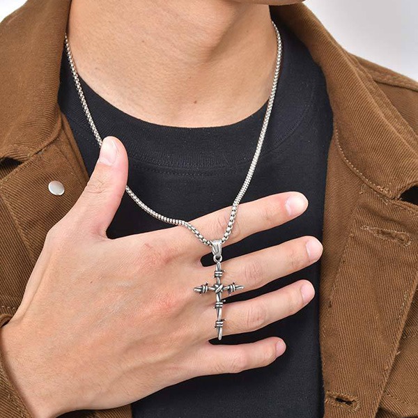 《 QBOX 》FASHION 飾品【GPN-2341】精緻個性古聖釘荊棘十字架鈦鋼墬子項鍊/吊墬-細節圖7