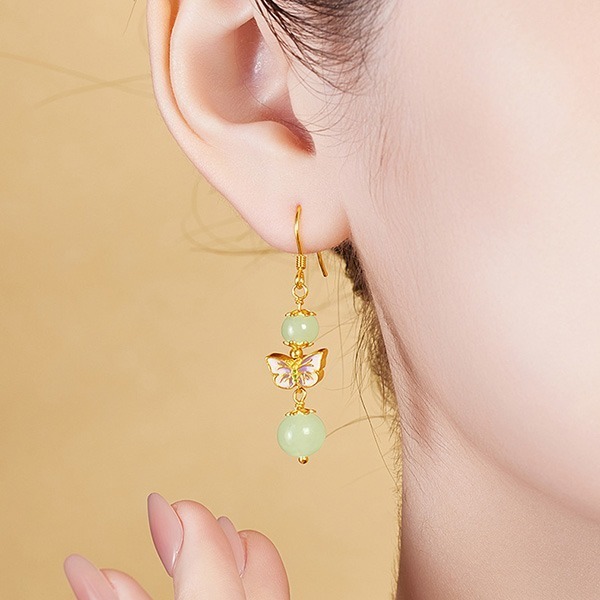 《QBOX 》FASHION 飾品【SVE26024】 精緻秀氣蝴蝶天然和田玉鍍金純銀耳環/耳墬-細節圖6