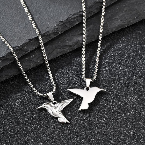 《 QBOX 》FASHION 飾品【GPN-2295】精緻個性輕盈靈動蜂鳥鈦鋼墬子項鍊/吊墬-細節圖7