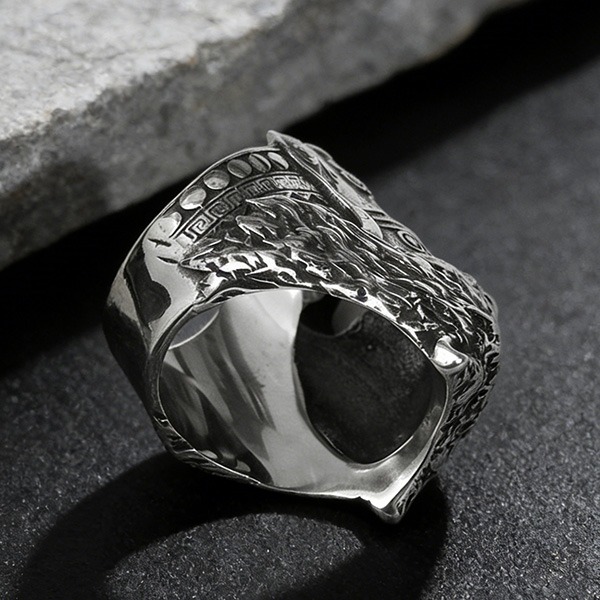 《 QBOX 》FASHION 飾品【RBR8-822】精緻個性復古仿舊野狼骷顱頭鈦鋼戒指/戒環-細節圖8