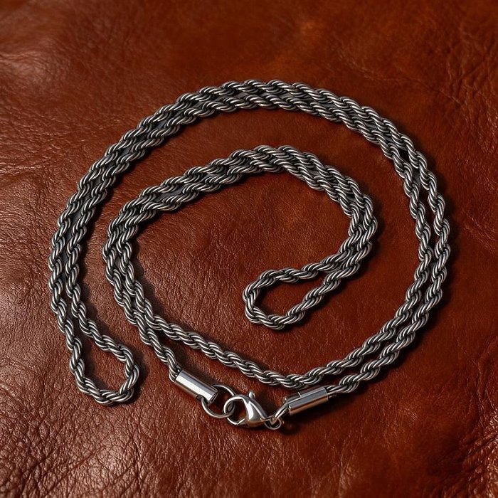 《 QBOX 》FASHION 飾品【NBN1007B】個性復古黑麻花繩編織鈦鋼項鍊/鎖骨鍊-細節圖5