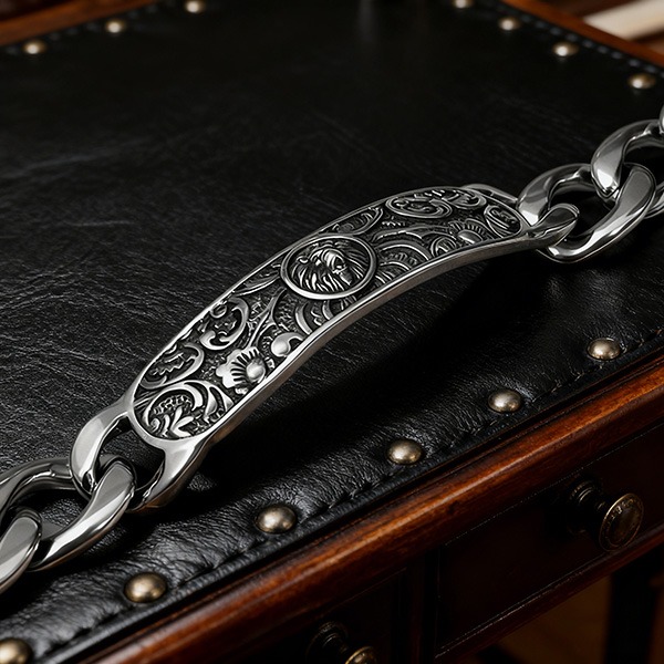 《QBOX 》FASHION 飾品【BBC8-070】 個性復古硬核獅頭雕花彎牌環扣鈦鋼手鍊/手環-細節圖7