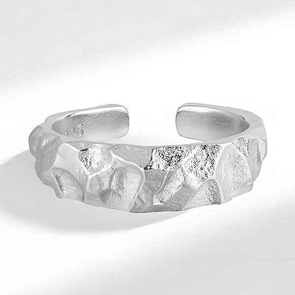 《 QBOX 》FASHION 飾品【CSJT874】精緻個性「隕星觸痕」不規則紋理S925純銀戒指/開口戒指-細節圖5