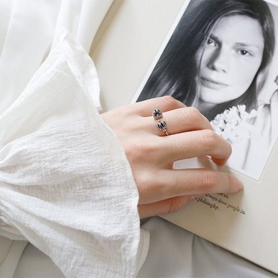 《 QBOX 》FASHION 飾品【SRJT198】精緻復古開口皇冠S925純銀開口戒指/戒環-細節圖8