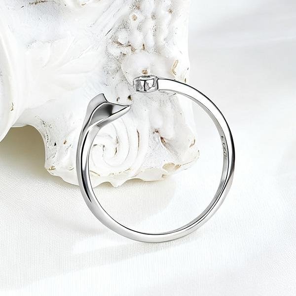 《 QBOX 》FASHION 飾品【RA164】精緻個性美人魚尾鑲鋯石開口純銀戒指/戒環-細節圖7