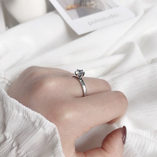 《 QBOX 》FASHION 飾品【RB72】精緻復古簡約素面單鑽S925純銀/泰銀開口戒指-細節圖8