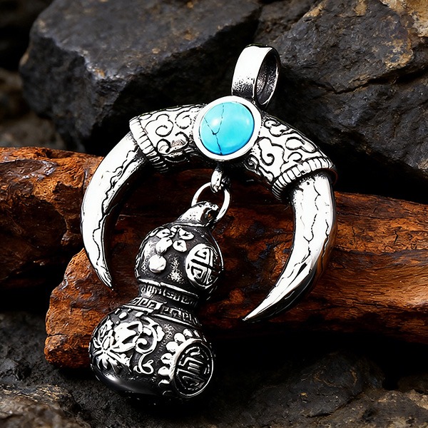 《 QBOX 》FASHION 飾品【LHP138】精緻個性復古月牙松石葫蘆福祿鈦鋼墬子項鍊/吊墬-細節圖5