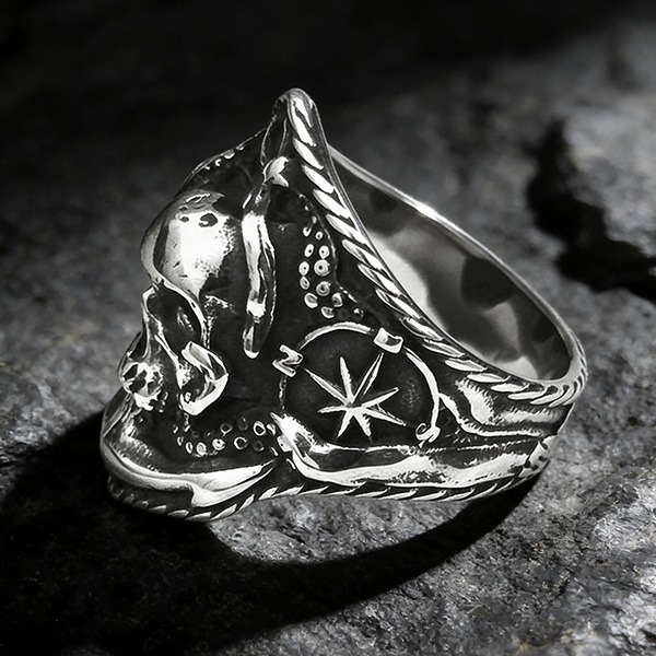 《 QBOX 》FASHION 飾品【RBR8-787】精緻個性復古深海亡靈骷髏頭戰錨鈦鋼戒指/戒環-細節圖8