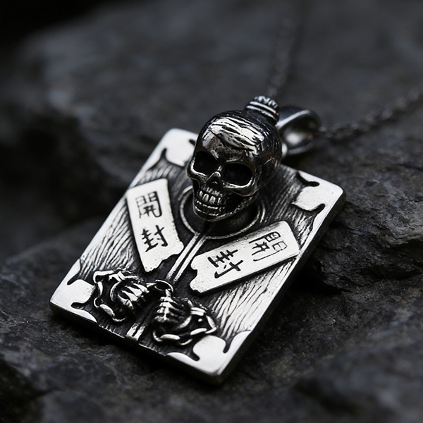 《 QBOX 》FASHION 飾品【LHP211】精緻個性復古開封符咒骷髏鈦鋼墬子項鍊/吊墬-細節圖5