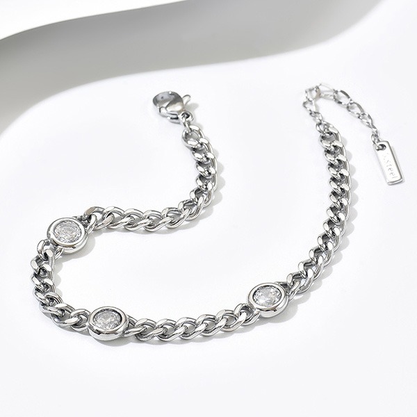 《 QBOX 》FASHION 飾品【B26N1795】 精緻個性輕奢百搭星芒鑲鑽古巴鈦鋼手鍊/手環(二色)-細節圖5