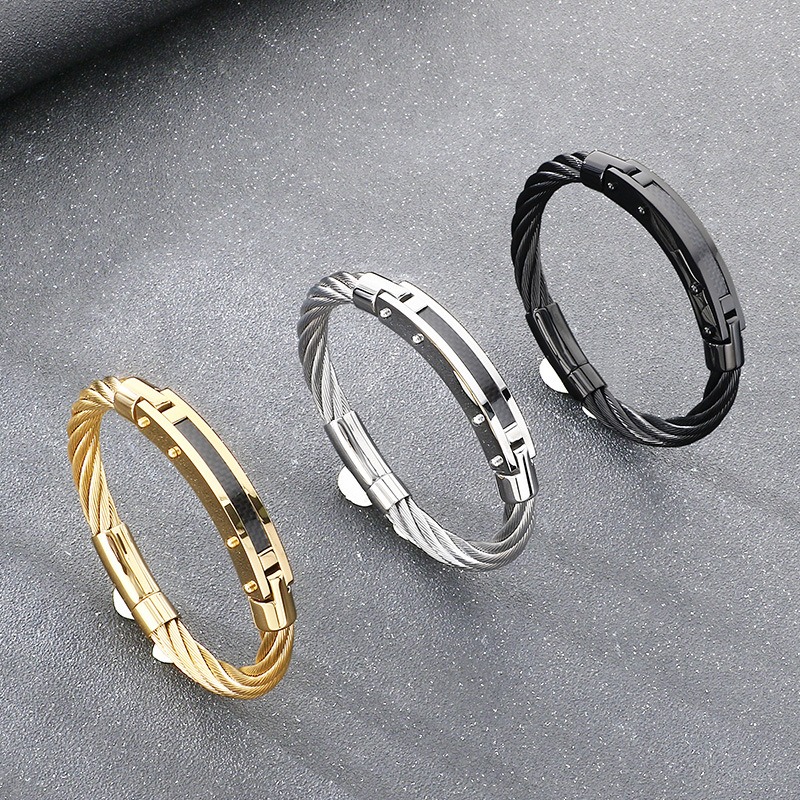 《 QBOX 》FASHION 飾品【BK210557】 精緻個性碳纖維彎牌鋼絲鈦鋼手鐲/手環-細節圖5