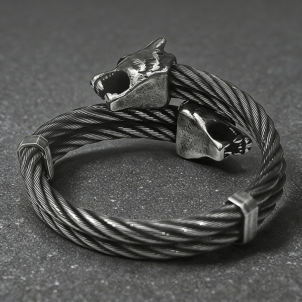 《 QBOX 》FASHION 飾品【BK163313】 精緻個性北境雙狼頭鋼索鈦鋼開口手鐲/手環-細節圖6