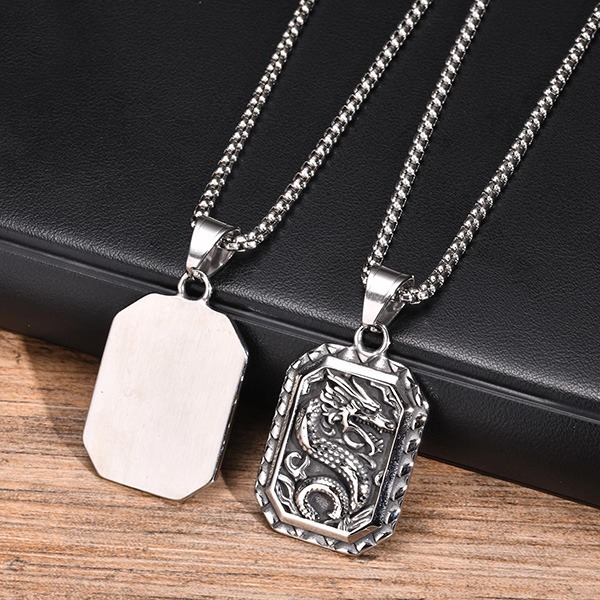 《 QBOX 》FASHION 飾品【GPN-2050】精緻個性復古立體龍紋八邊形鈦鋼墬子項鍊/吊墬-細節圖3