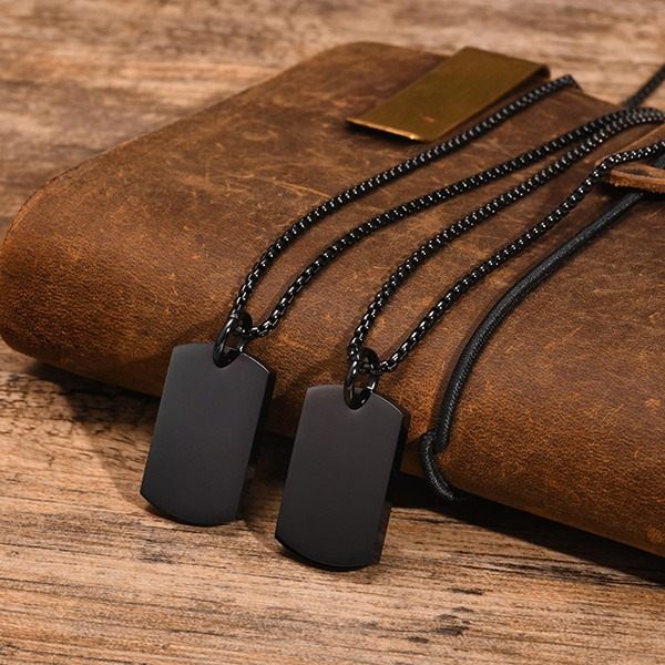 QBOX 》FASHION 飾品【CPN-2046】精緻個性厚實幾何形刻字軍牌鈦鋼墬子項鍊/吊墬(三色)-細節圖4