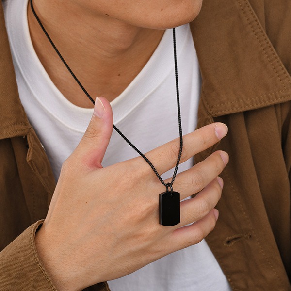 QBOX 》FASHION 飾品【CPN-2046】精緻個性厚實幾何形刻字軍牌鈦鋼墬子項鍊/吊墬(三色)-細節圖7