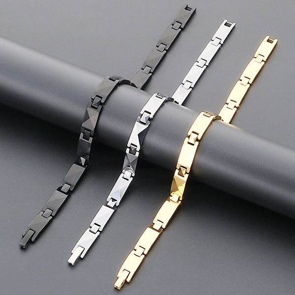 《QBOX 》FASHION 飾品【BK209609】 精緻個性高級幾何X方形鎢鋼手鍊/手環(三色)-細節圖5