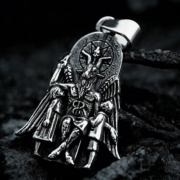 《 QBOX 》FASHION 飾品【CBP8-1195】精緻個性仿舊染黑撒旦羊頭惡魔鈦鋼墬子項鍊/吊墬-細節圖4