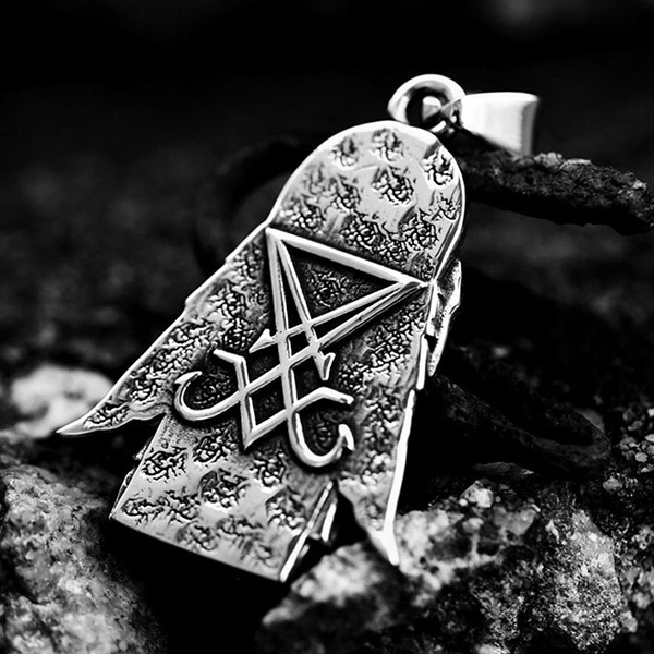 《 QBOX 》FASHION 飾品【CBP8-1195】精緻個性仿舊染黑撒旦羊頭惡魔鈦鋼墬子項鍊/吊墬-細節圖5